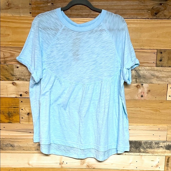 American Eagle Outfitters size Small Light Blue Short Sleeve Soft Baby Doll Tee - Picture 1 of 8